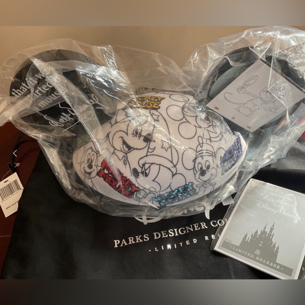 Disney ALEX MAHAR EAR HAT LIMITED   Ornament 2023